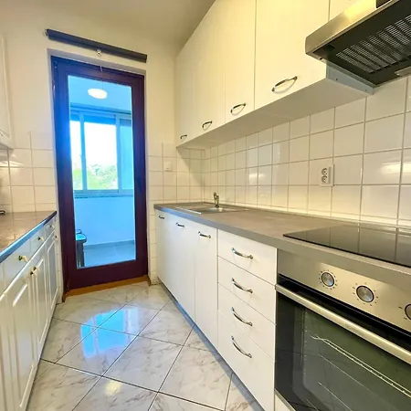 Dalla Nonna - 6 Persons - 300m From And Center