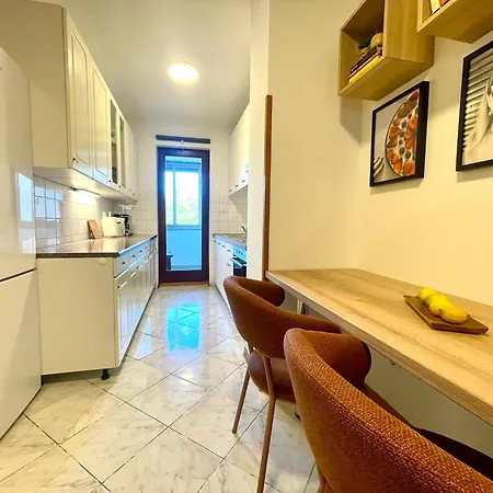Dalla Nonna - 6 Persons - 300m From And Center Διαμέρισμα Ουμάγκ