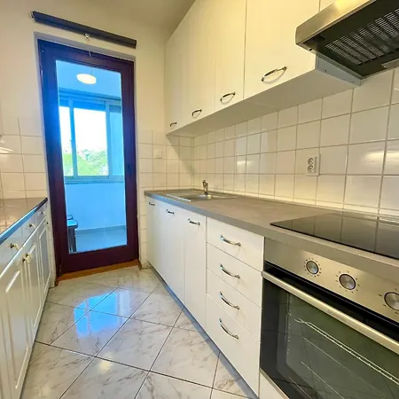 Dalla Nonna - 6 Persons - 300m From And Center Διαμέρισμα Ουμάγκ